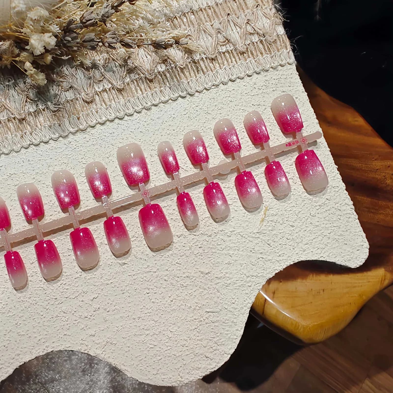 Ροζ Gradient Cat Eye Τεχνητά Νύχια Κοντά Σχήμα Ballerina