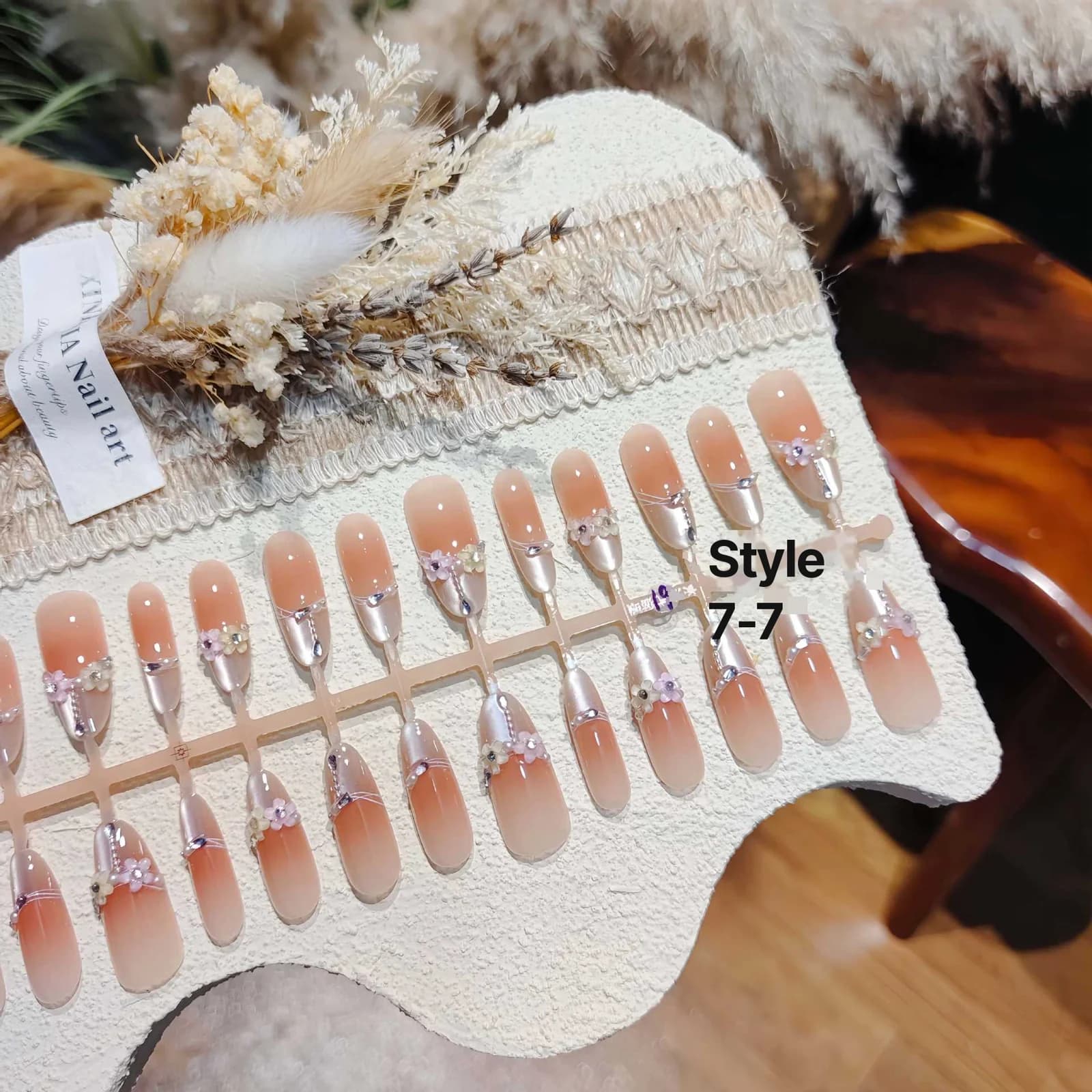 Floral Cat Eye Τεχνητά Νύχια Μακρύ Σχήμα Stiletto με Διακοσμητικά Κρυστάλλων