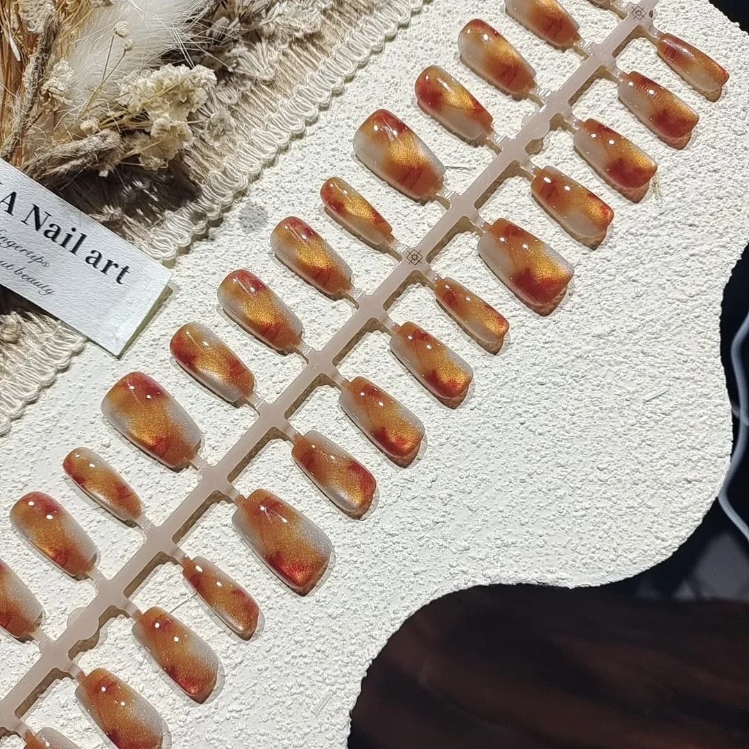 Τεχνητά Νύχια Amber Cat Eye Κοντά Σχήμα Coffin Ballerina
