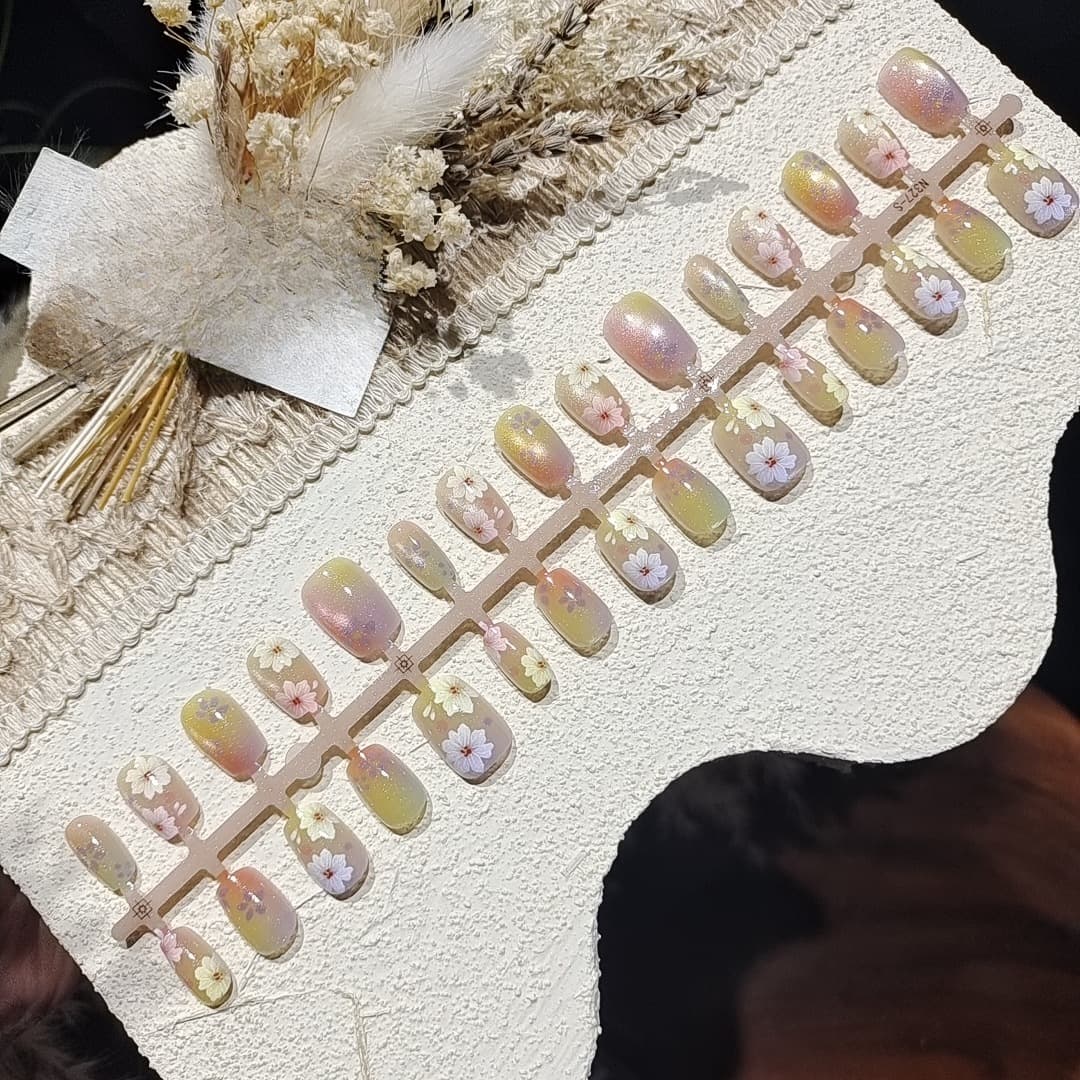 Τεχνητά Νύχια Floral Cat Eye Κοντό Σχήμα Ballerina